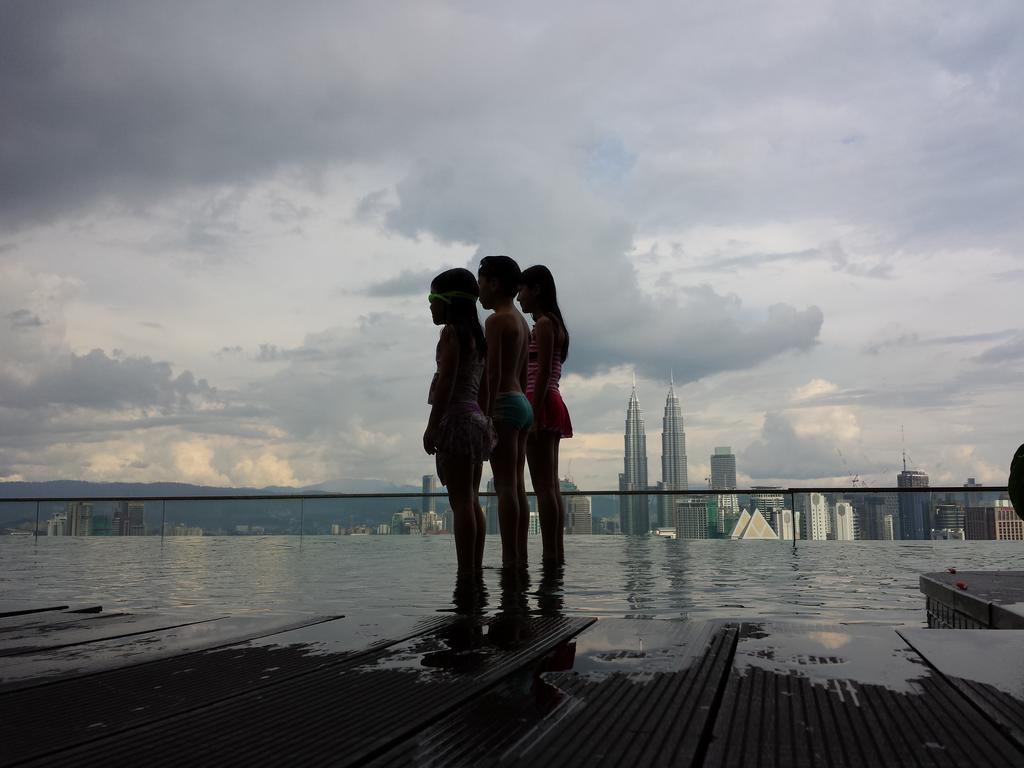 Amazing Klcc View @ Regalia Residence Куала Лумпур Екстериор снимка
