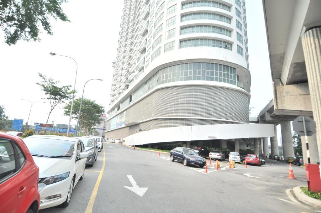 Amazing Klcc View @ Regalia Residence Куала Лумпур Екстериор снимка